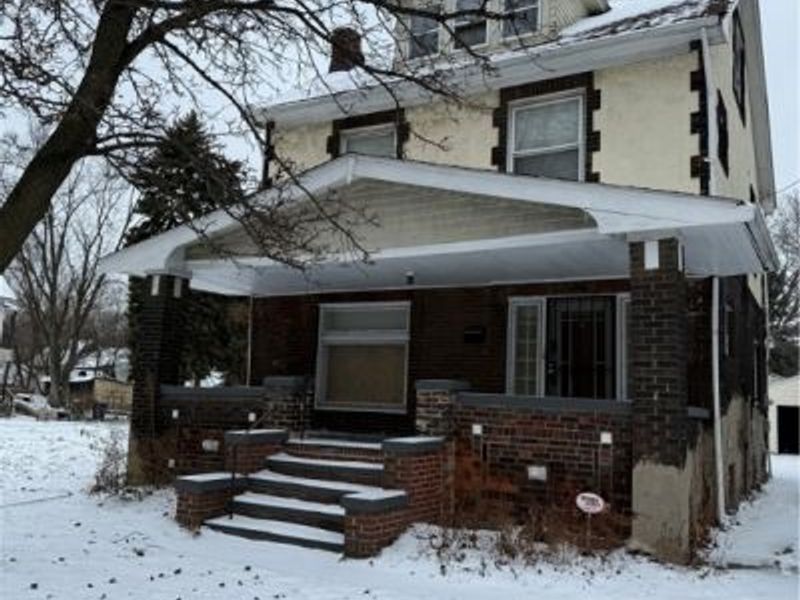 6913 Harvard Avenue, Cleveland, OH 44105 Photo 1