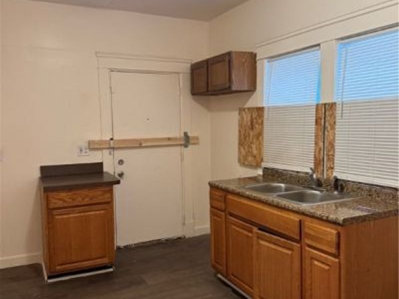 6913 Harvard Avenue, Cleveland, OH 44105 Photo 13