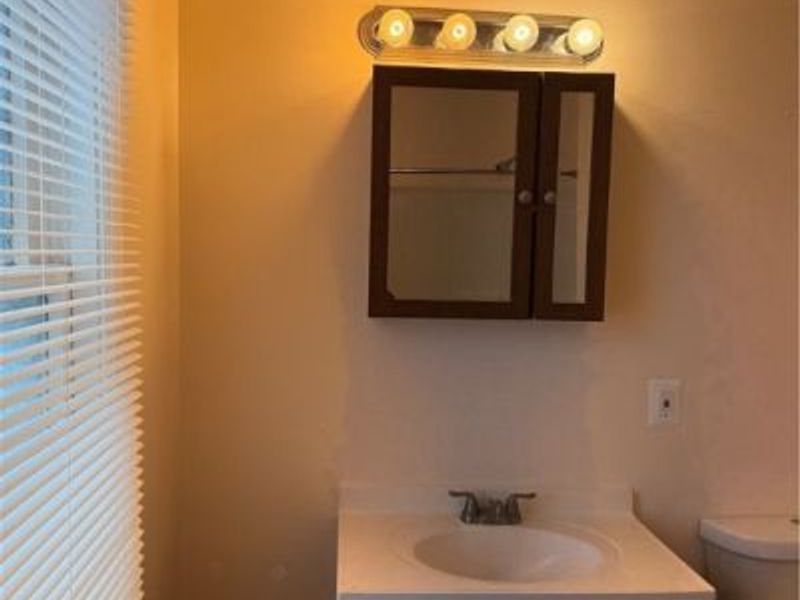 6913 Harvard Avenue, Cleveland, OH 44105 Photo 19