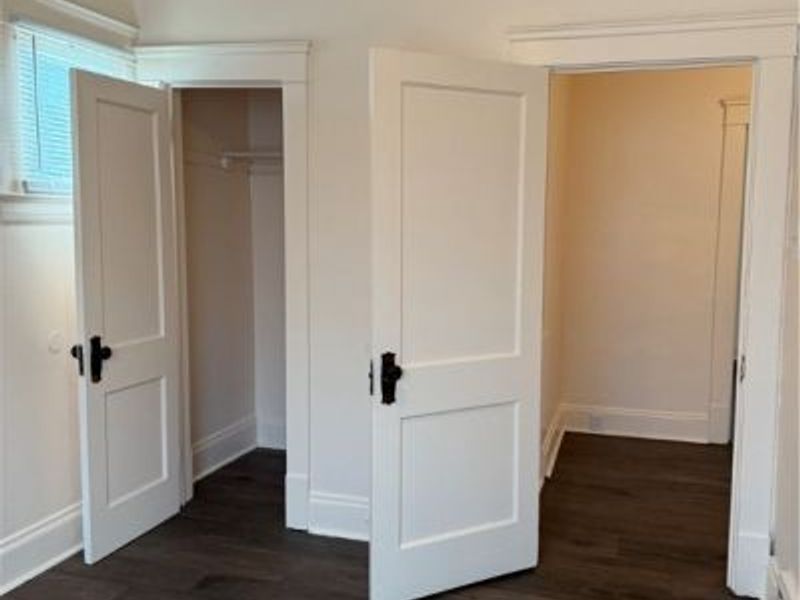 6913 Harvard Avenue, Cleveland, OH 44105 Photo 22