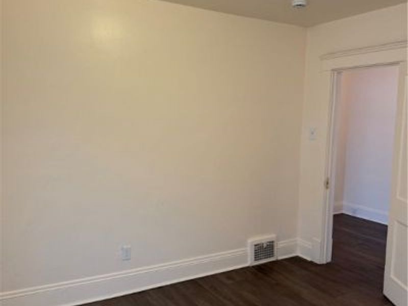 6913 Harvard Avenue, Cleveland, OH 44105 Photo 25