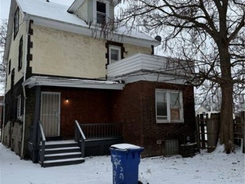 6913 Harvard Avenue, Cleveland, OH 44105 Photo 3