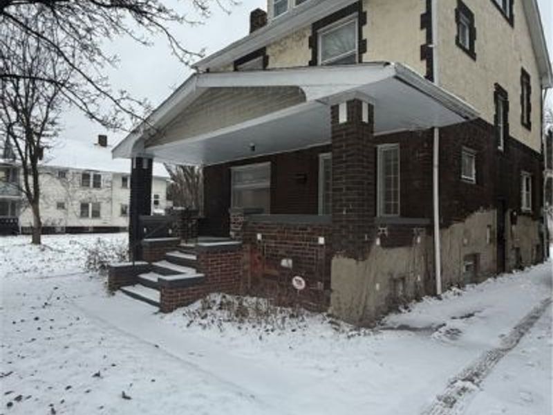 6913 Harvard Avenue, Cleveland, OH 44105 Photo 7