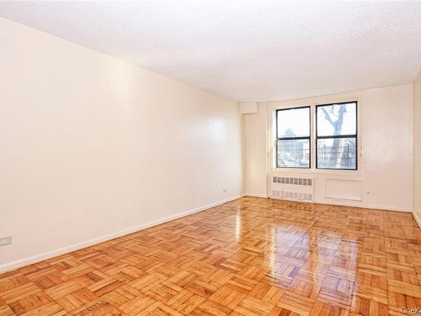 3531 Bronxwood Avenue, Unit 1G, Bronx, NY 10469