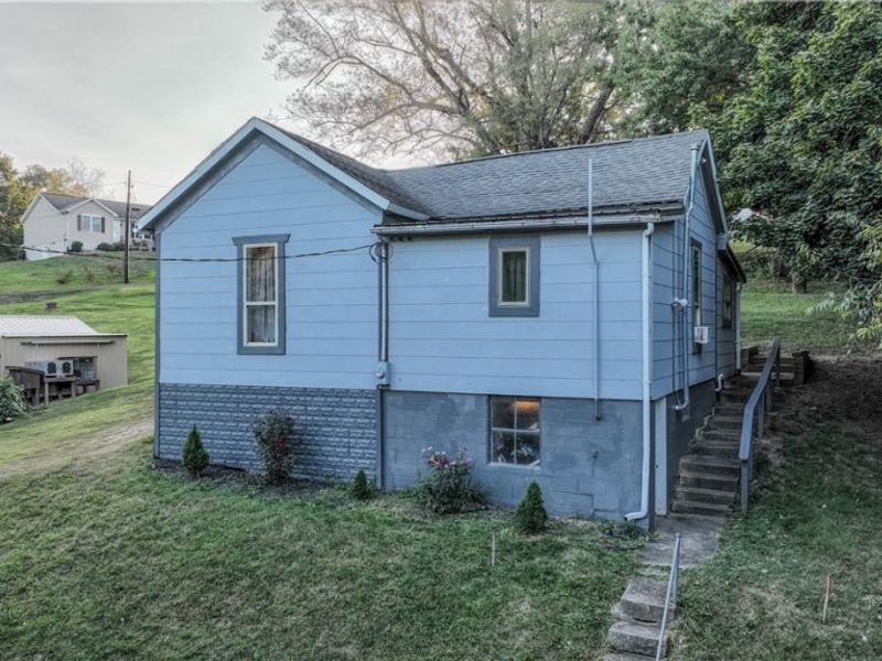 306 Monroe Street, Woodsfield, OH 43793 Photo 1