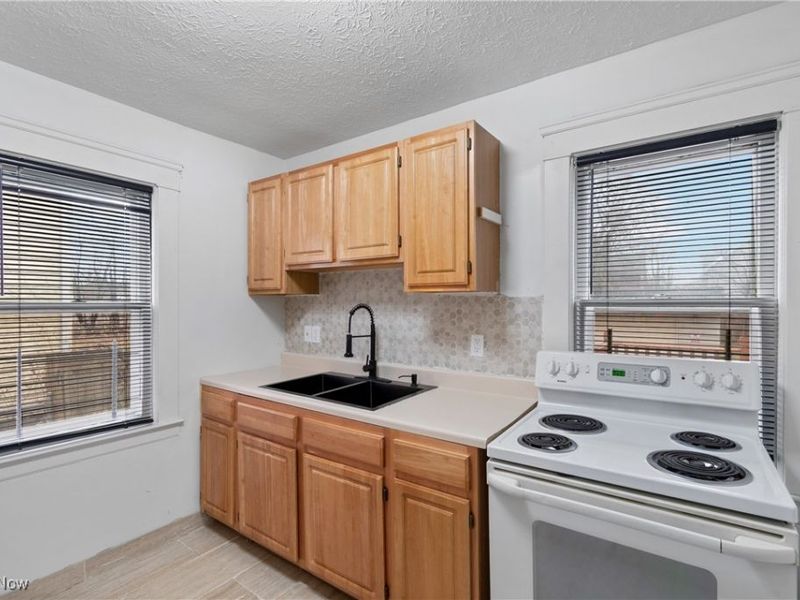 3470 E 113th Street, Cleveland, OH 44104 Photo 11