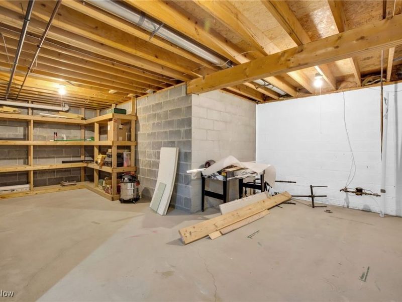 2307 Wittenburg Street, Louisville, OH 44641 Photo 23