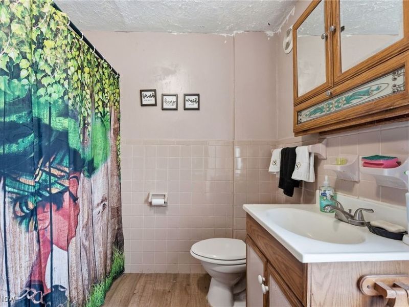 2240 12th Street SW, Akron, OH 44314 Photo 17