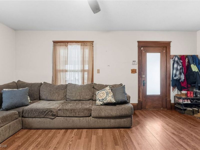 2240 12th Street SW, Akron, OH 44314 Photo 4