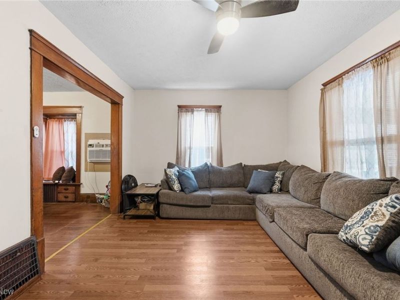 2240 12th Street SW, Akron, OH 44314 Photo 6