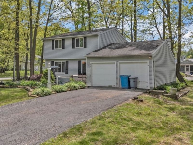 1620 Sapphire Drive, Hudson, OH 44236 Photo 2