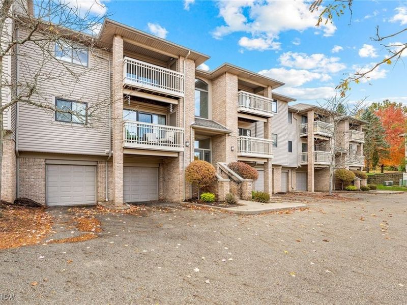 3800 Rosemont Boulevard, Unit 113D, Akron, OH 44333 Photo 1