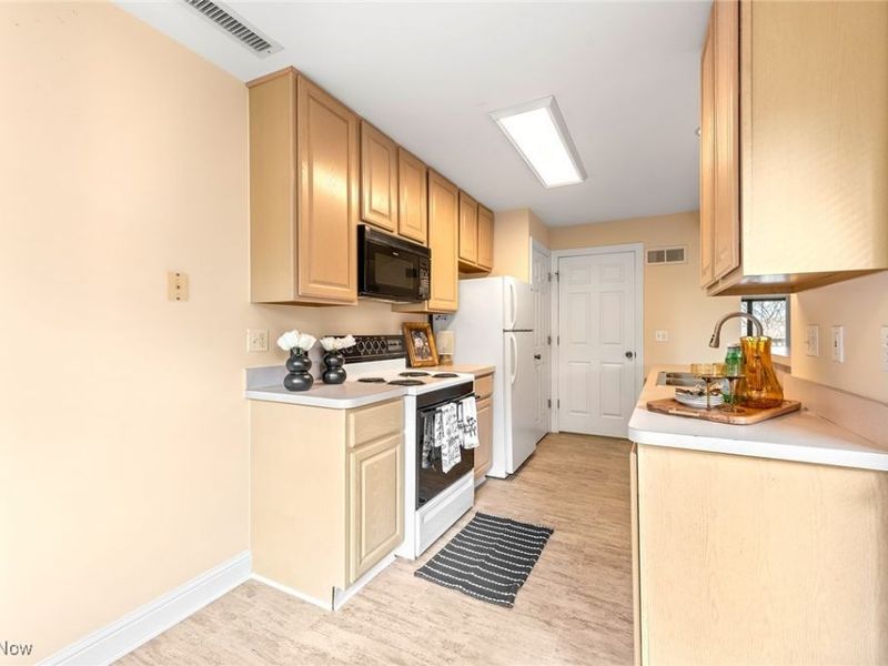 3800 Rosemont Boulevard, Unit 113D, Akron, OH 44333 Photo 14