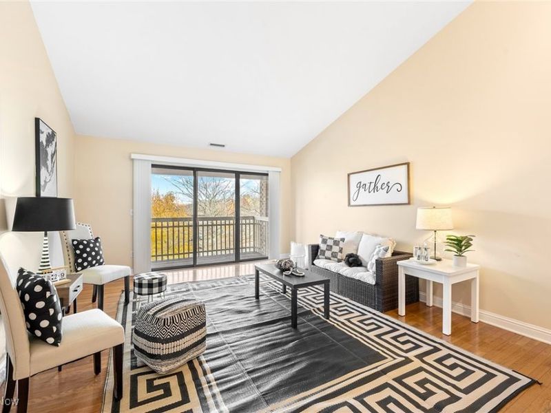 3800 Rosemont Boulevard, Unit 113D, Akron, OH 44333 Photo 4