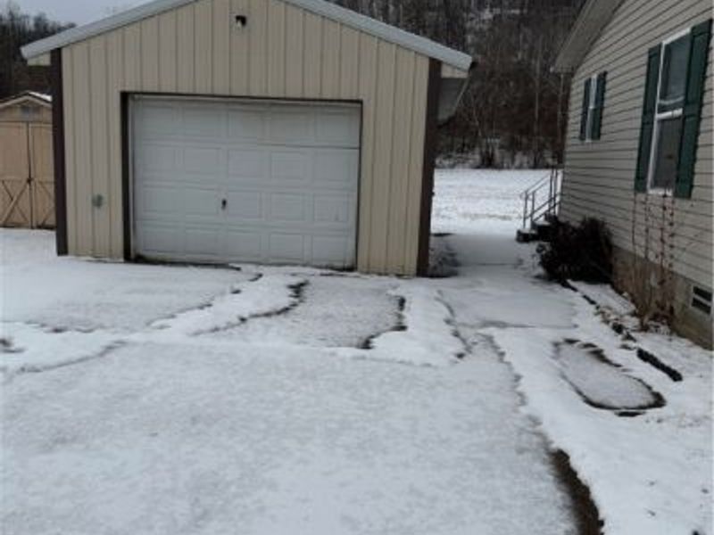 6429 N State Route 669 NW, McConnelsville, OH 43756 Photo 3