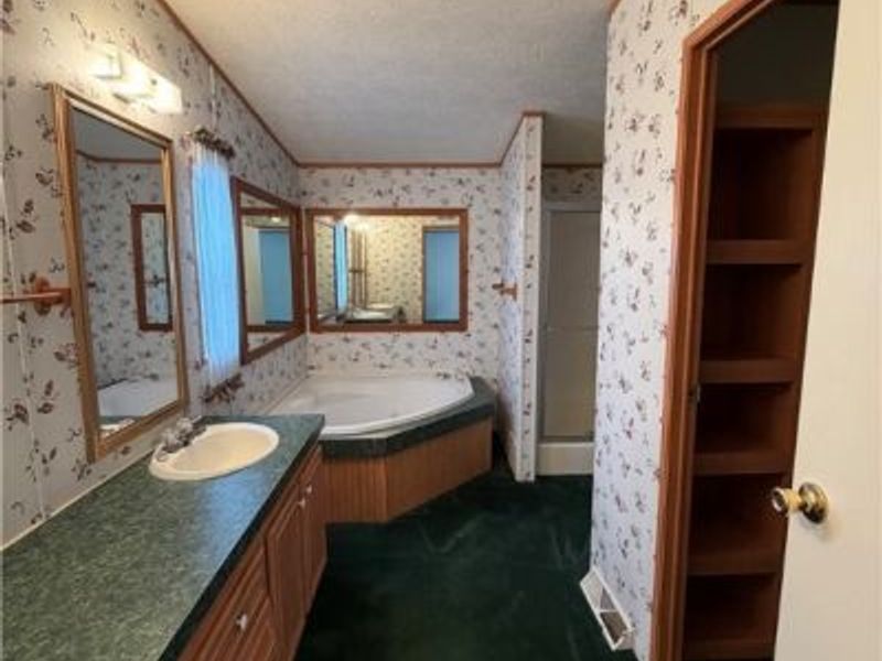 6429 N State Route 669 NW, McConnelsville, OH 43756 Photo 9