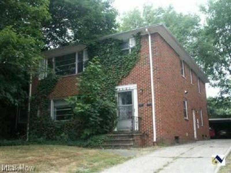 3718 Washington Boulevard, University Heights, OH 44118 Photo 1