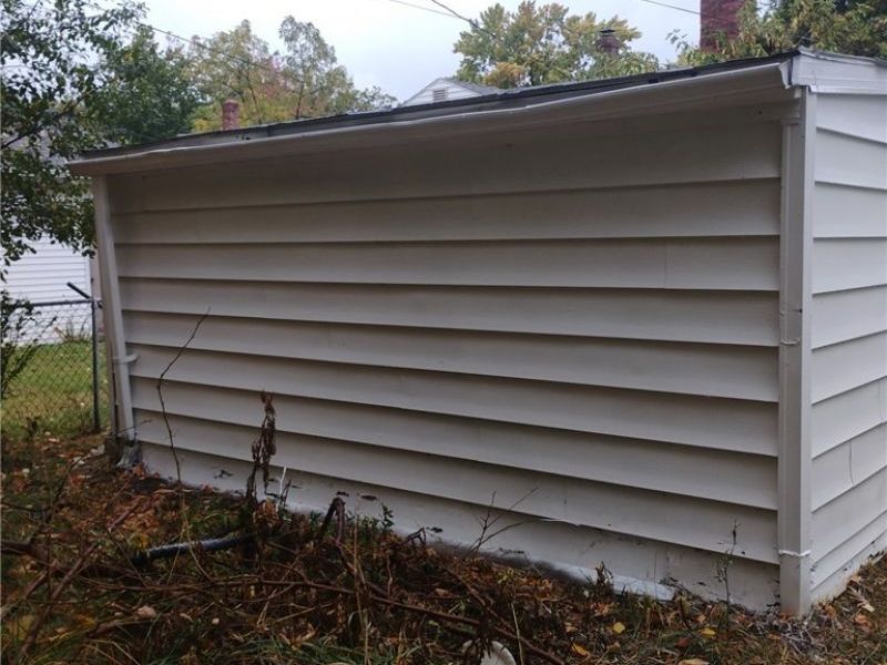 25650 Richards Avenue, Euclid, OH 44132 Photo 2