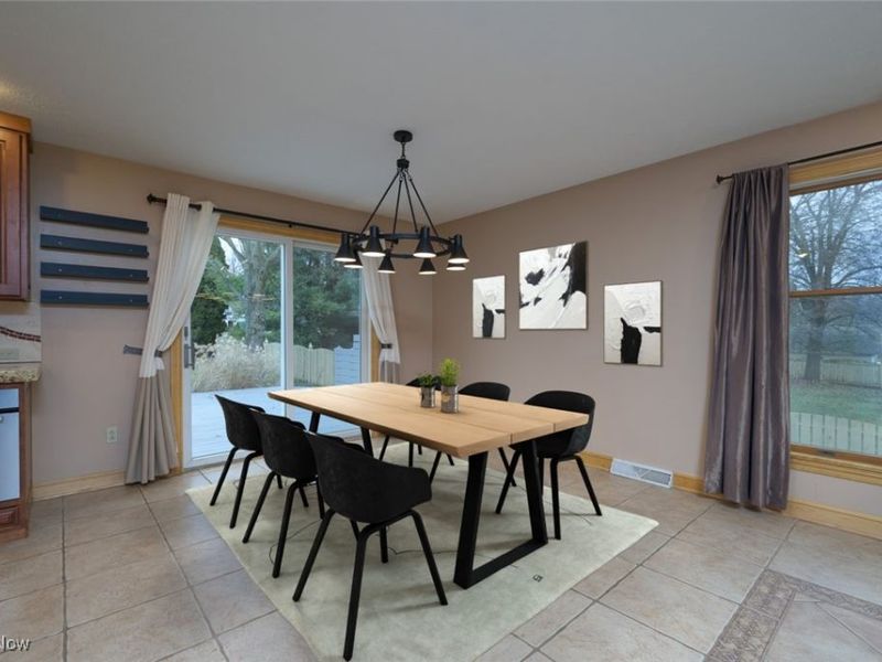 1426 Cherry Wood Circle, Wadsworth, OH 44281 Photo 15