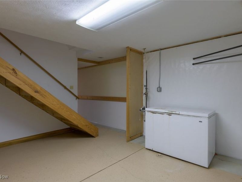 1426 Cherry Wood Circle, Wadsworth, OH 44281 Photo 32