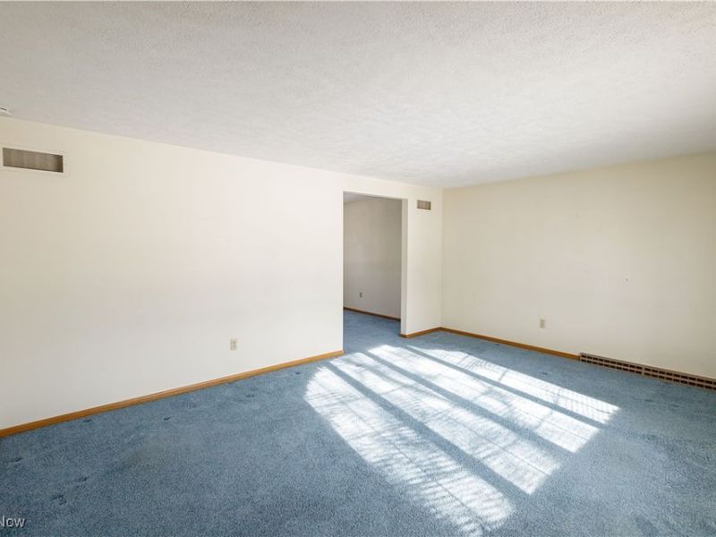 425 Providence Avenue SE, New Philadelphia, OH 44663 Photo 15