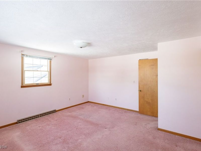 425 Providence Avenue SE, New Philadelphia, OH 44663 Photo 28