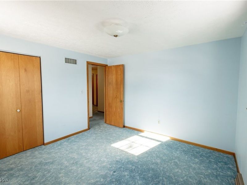 425 Providence Avenue SE, New Philadelphia, OH 44663 Photo 30