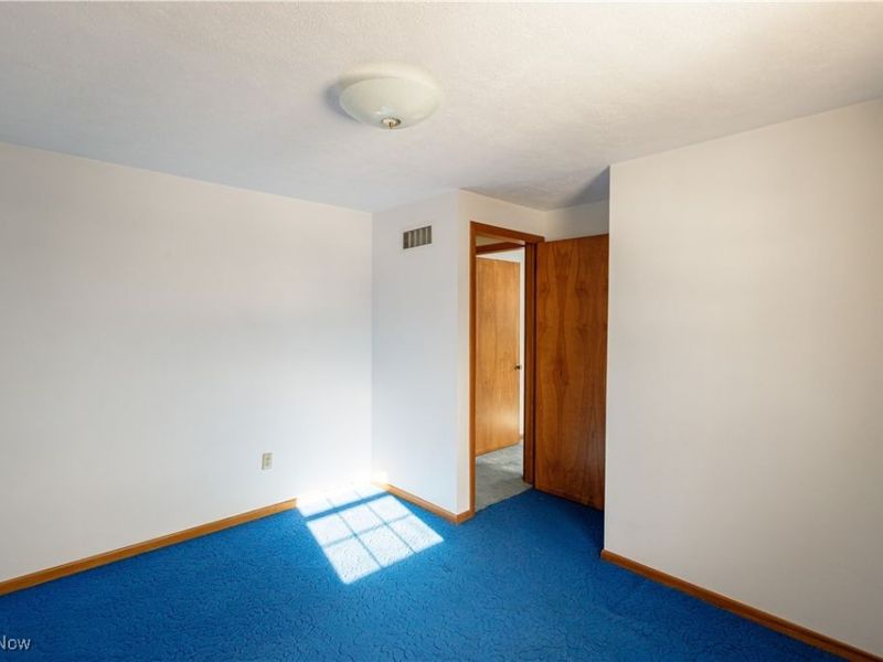 425 Providence Avenue SE, New Philadelphia, OH 44663 Photo 36