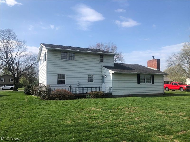 425 Providence Avenue SE, New Philadelphia, OH 44663 Photo 4