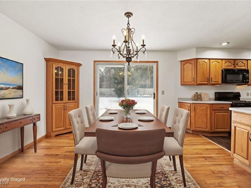 140 Roshon Drive, Medina, OH 44256 Photo 11