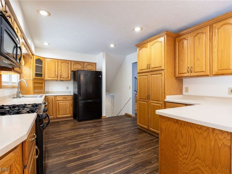 140 Roshon Drive, Medina, OH 44256 Photo 6