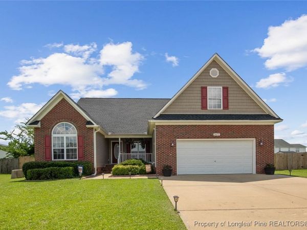 1411 Seabiscuit Drive, Parkton, NC 28371