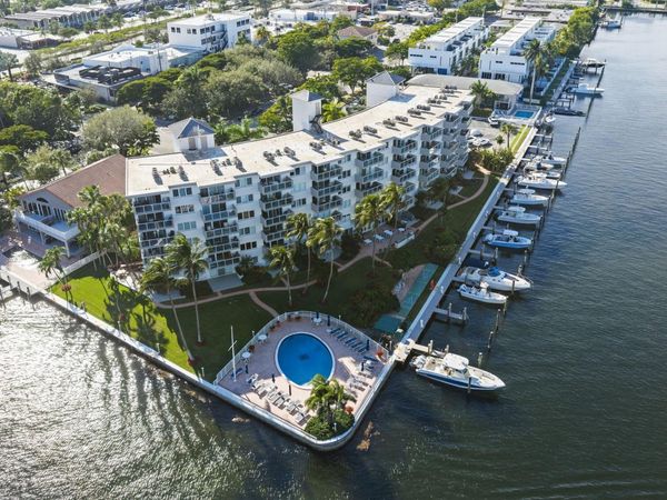 140 NE 28th Avenue, Unit 406, Pompano Beach, FL 33062