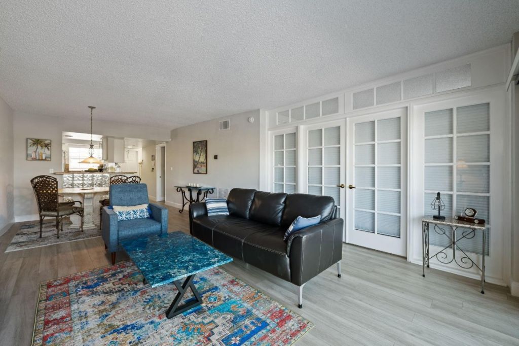 140 NE 28th Avenue, Unit 406, Pompano Beach, FL 33062 Photo