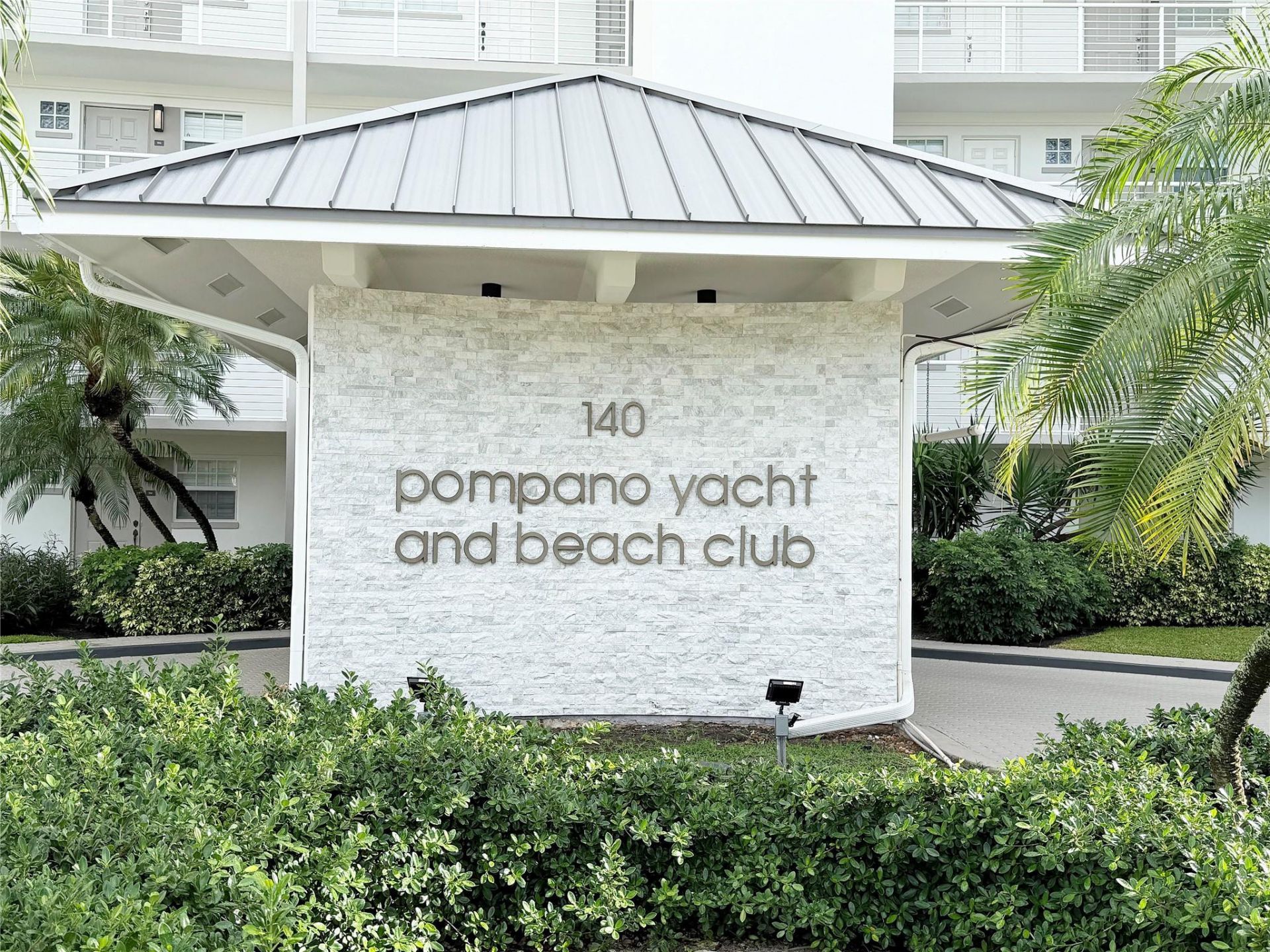 140 NE 28th Avenue, Unit 406, Pompano Beach, FL 33062 Photo