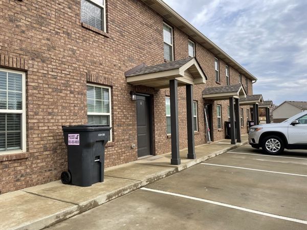 1708 Manning Dr, Unit 3, Clarksville, TN 37042