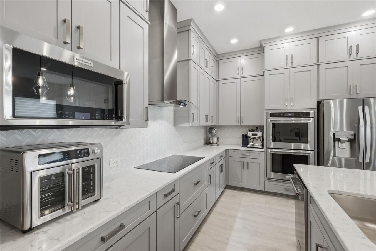 2245 Muesel Street, Sarasota, FL 34237 Photo