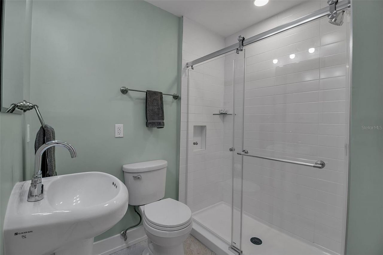 713 Saint Judes Drive S, Unit 1, Longboat Key, FL 34228 Photo