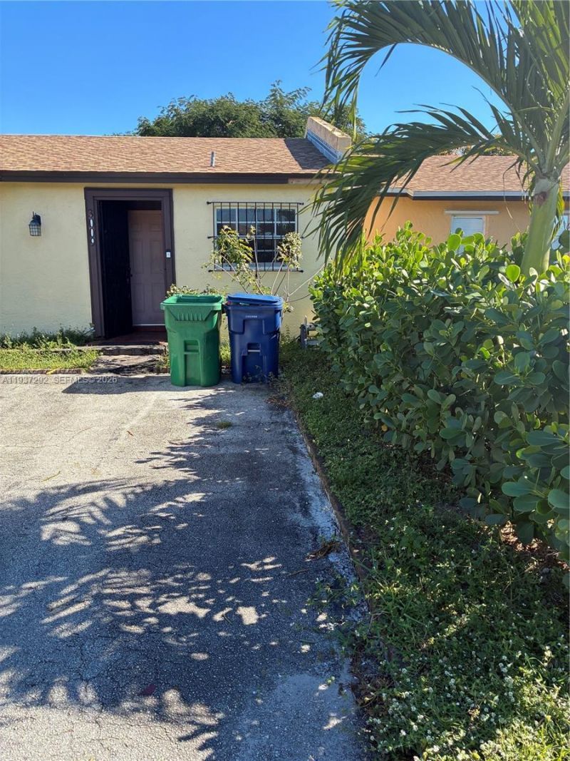 3009 NW 204th Ter, Miami Gardens, FL 33056 Photo