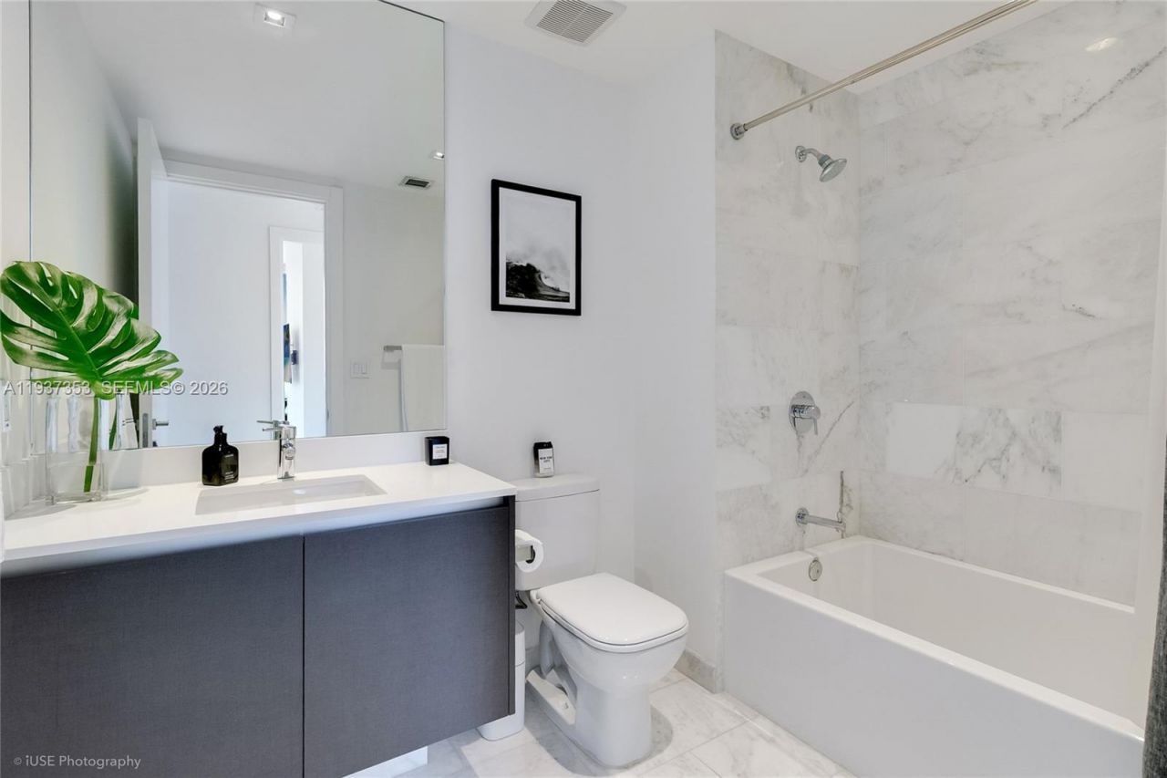 1451 Brickell Ave , Unit 3703, Miami, FL 33131 Photo