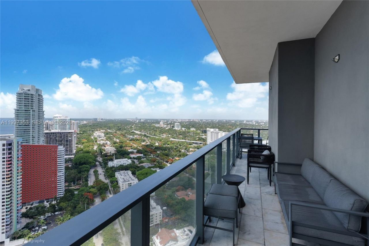 1451 Brickell Ave , Unit 3703, Miami, FL 33131 Photo