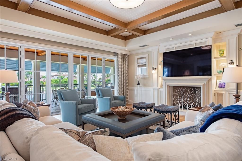 2001 4th St S, Naples, FL 34102 Photo