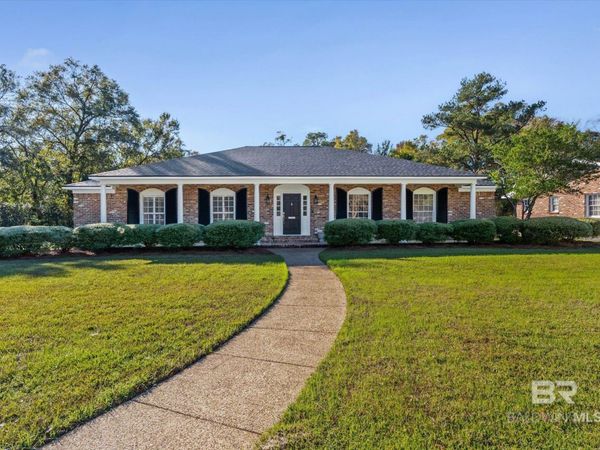 301 E Indian Creek Drive, Mobile, AL 36607