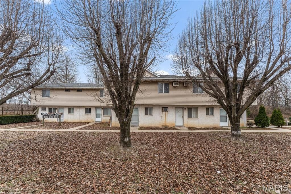 6500 Saint Clair Avenue, East St Louis, IL 62203 Main Photo