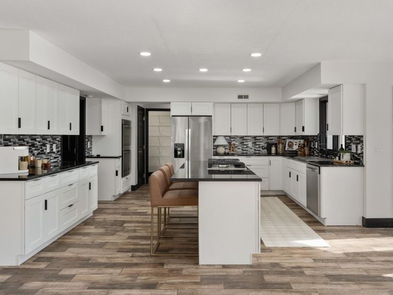 9044 Esin Court, Powell, OH 43065 Photo 11