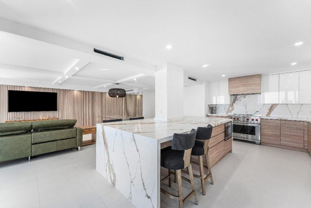 5380 N Ocean Drive, Unit 19d, Singer Island, FL 33404 Photo