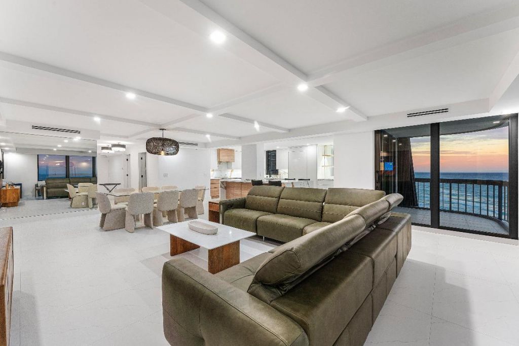 5380 N Ocean Drive, Unit 19d, Singer Island, FL 33404 Photo