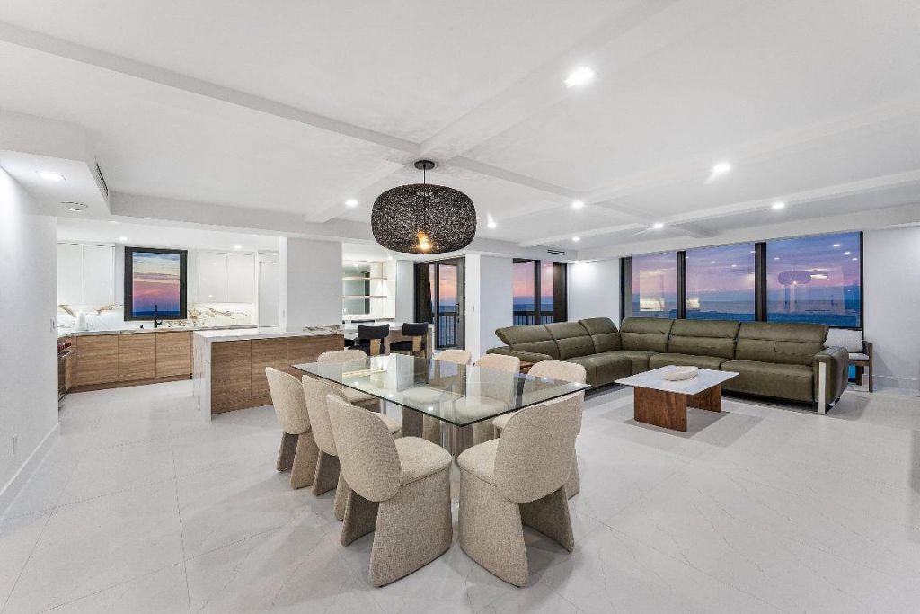 5380 N Ocean Drive, Unit 19d, Singer Island, FL 33404 Photo