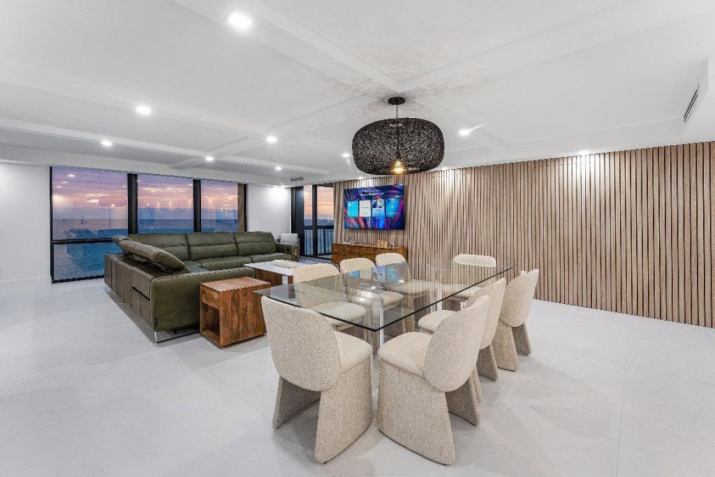 5380 N Ocean Drive, Unit 19d, Singer Island, FL 33404 Photo