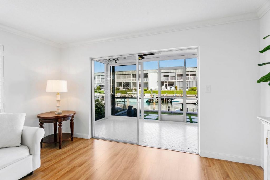 117 Lehane Terrace, Unit 101, North Palm Beach, FL 33408 Photo